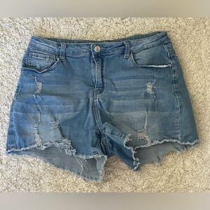 Women’s Distressed Jean Shorts Size Large